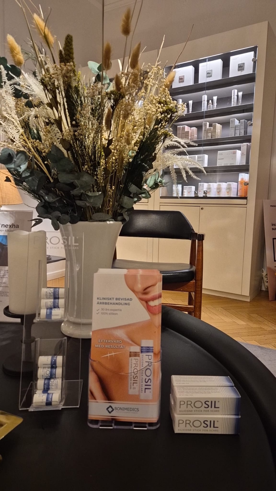 Plastikkirurgisk klinik som erbjuder professionell eftervård